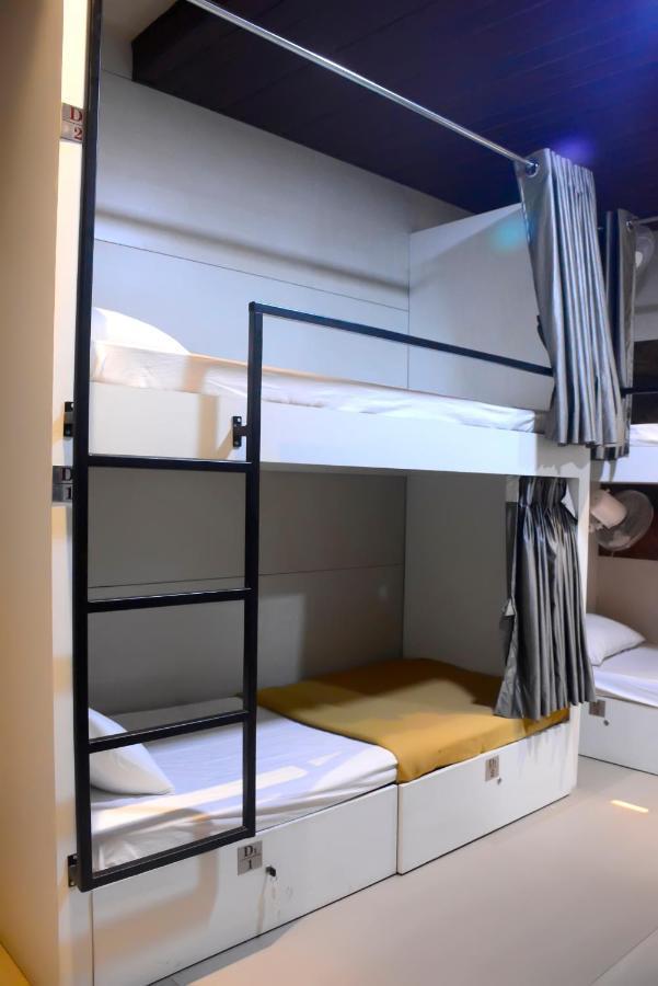 Hotel Prasad Nx ムンバイ エクステリア 写真